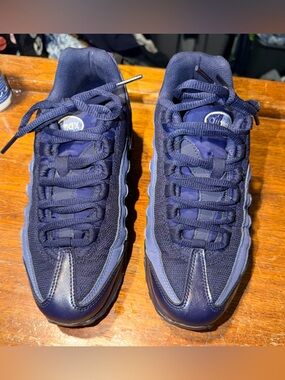 Nike Air Max 95 GS 'Blackened Blue' Size 6Y